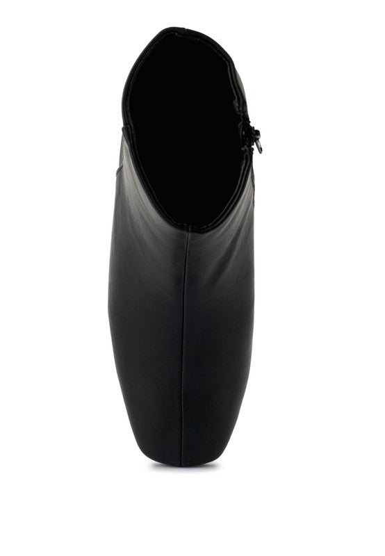 Davia Leather Square Toe Ankle Boots
