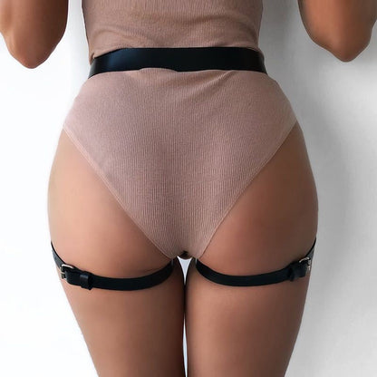 Imitation leather harness belt with metal rings, black