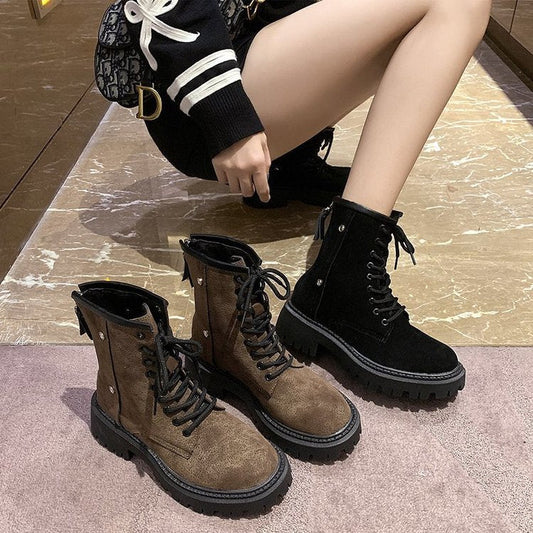 Chunky low-heel rounded leather ankle boots