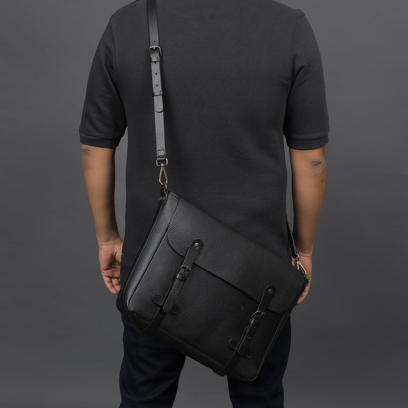 Oslo Leather Messenger Bag