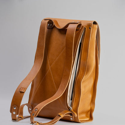 Leather laptop backpack - The Minimalist (Black)